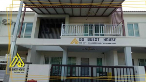 DQ Guest House With Private Pool Kota Seribong Near Wakaf Che Yeh - M u s l i m F r i e n d l y